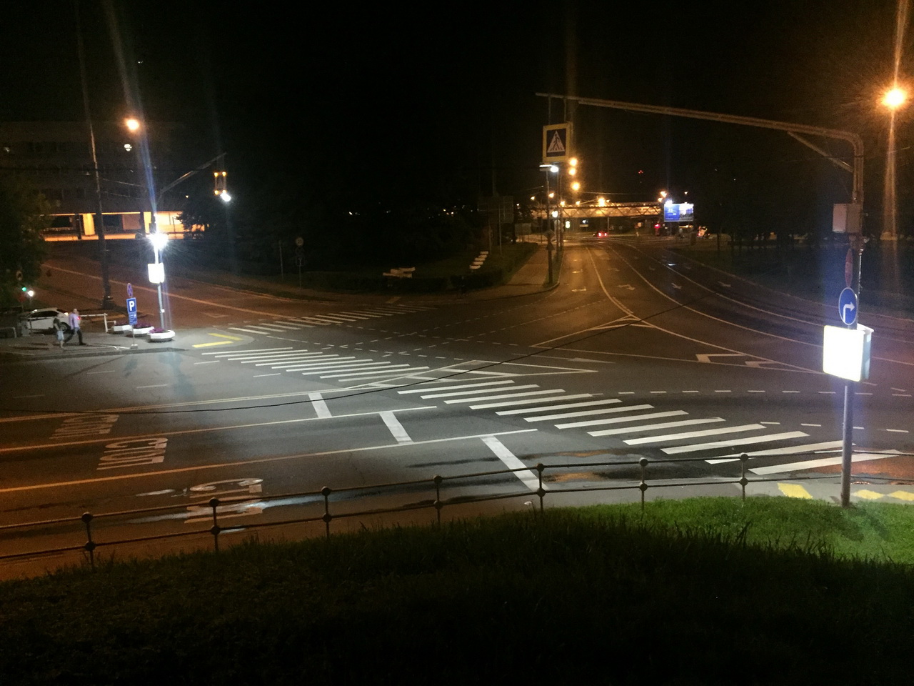 Три нерегулируемых пешеходных перехода в Матушкино вскоре оборудуют дополнительной подсветкой
